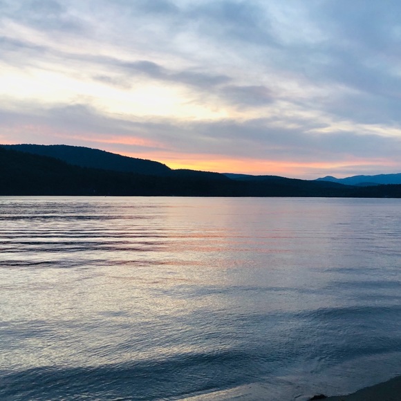 Meet Your Posher - Picture 3 of 3